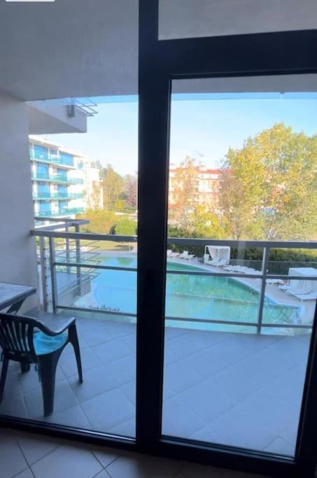 Large Apartment In Sunny Beach Exterior photo